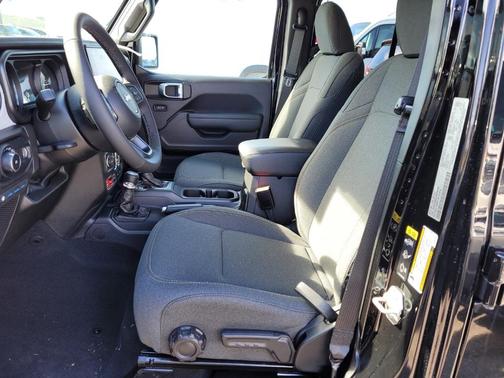 2025 Jeep Wrangler 4xe Sport