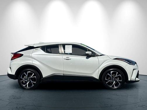 2021 Toyota C-HR XLE