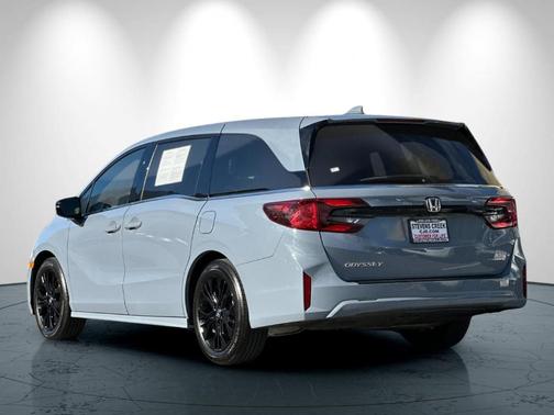 Gray 2025 Honda Odyssey Sport-L