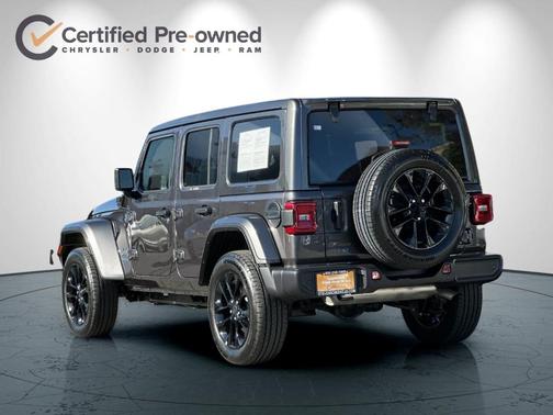 Granite Crystal Clearcoat Metallic 2025 Jeep Wrangler 4xe Sahara