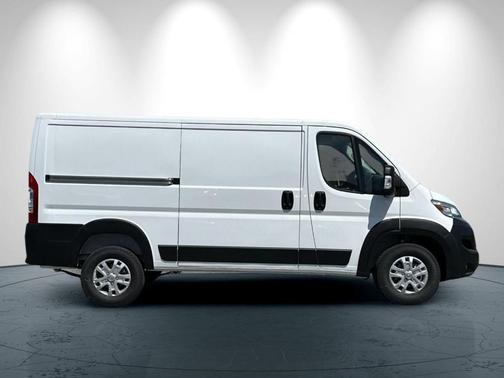 2024 RAM ProMaster 1500 Low Roof