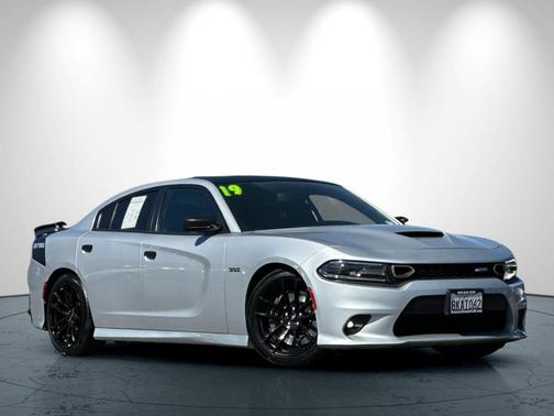 2019 Dodge Charger Scat Pack