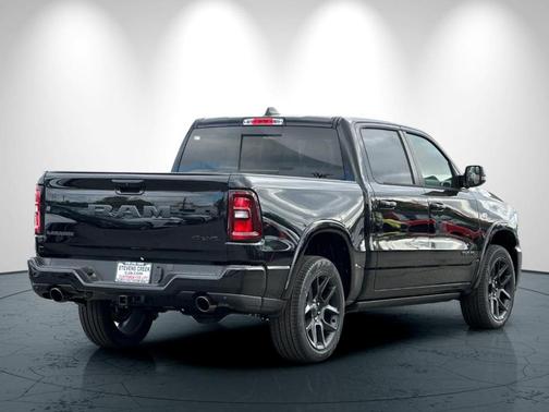 Diamond Black 2026 RAM 1500 Laramie
