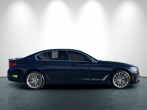 2019 BMW 530e iPerformance