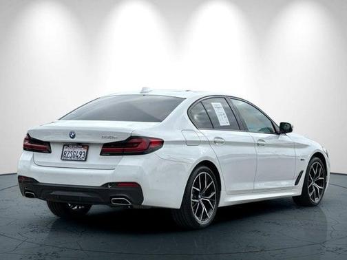 2022 BMW 530e 530e