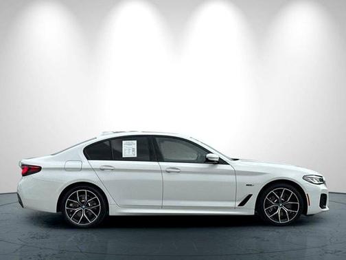 2022 BMW 530e 530e