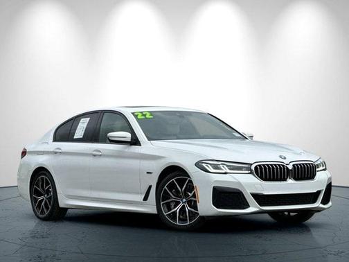 2022 BMW 530e 530e