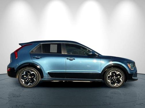 2023 Kia Niro EV Wave