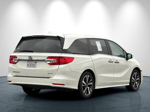 2019 Honda Odyssey Elite