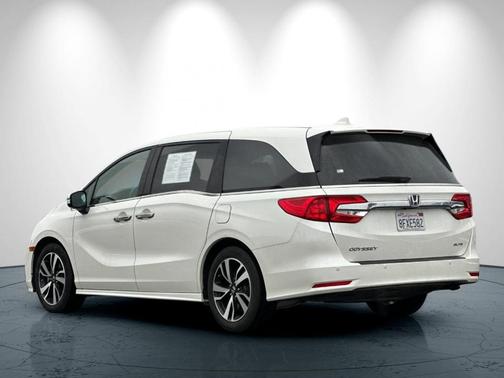 2019 Honda Odyssey Elite