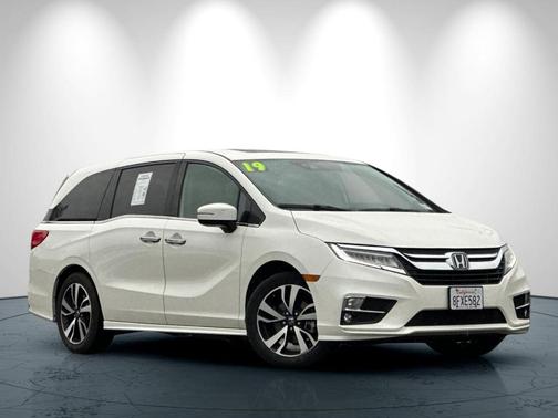 2019 Honda Odyssey Elite