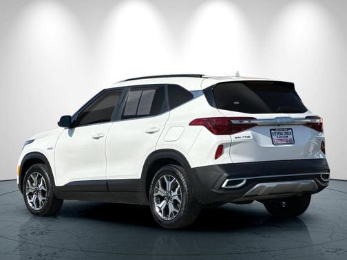 2022 Kia Seltos EX