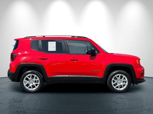 2022 Jeep Renegade Latitude