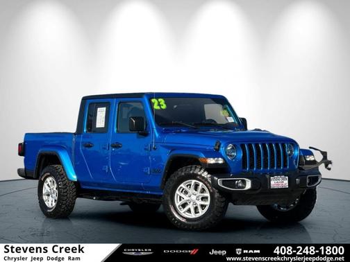 2023 Jeep Gladiator Sport