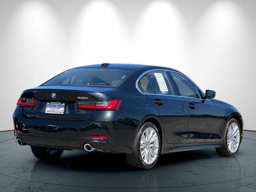 2024 BMW 330 i