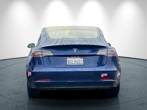 Blue 2018 Tesla Model 3 Long Range