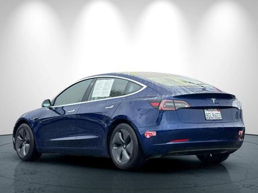 Blue 2018 Tesla Model 3 Long Range