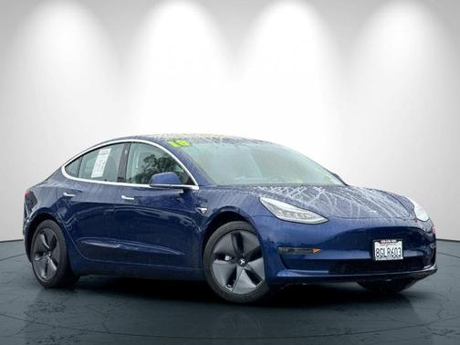Blue 2018 Tesla Model 3 Long Range