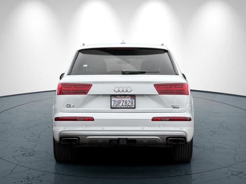 2017 Audi Q7 3.0T Premium Plus