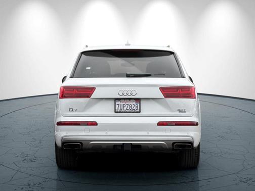 2017 Audi Q7 3.0T Premium Plus