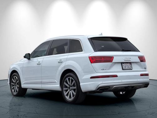 2017 Audi Q7 3.0T Premium Plus