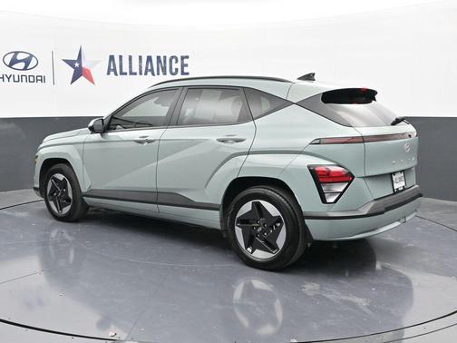 2024 Hyundai KONA EV SEL