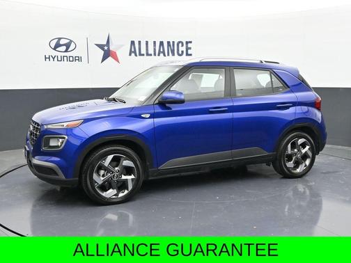 2024 Hyundai VENUE SEL