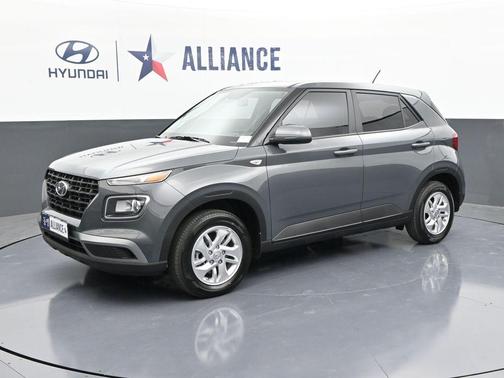 2025 Hyundai VENUE SE