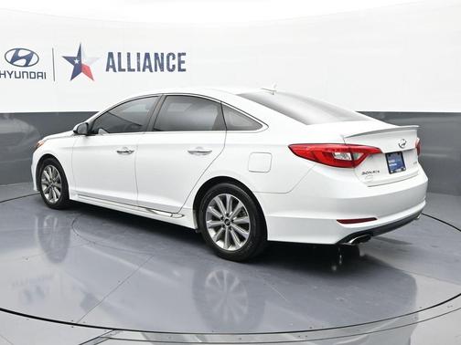 Quartz White Pearl 2017 Hyundai SONATA Limited