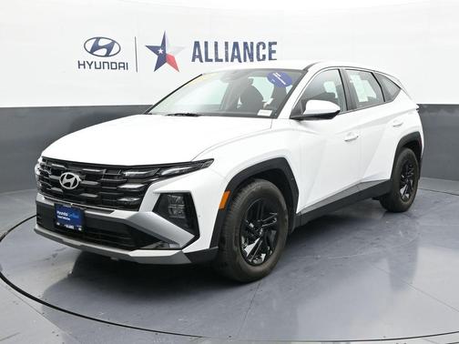 2025 Hyundai TUCSON SE