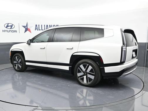 2026 Hyundai IONIQ 9 SEL