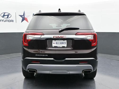 2021 GMC Acadia SLT