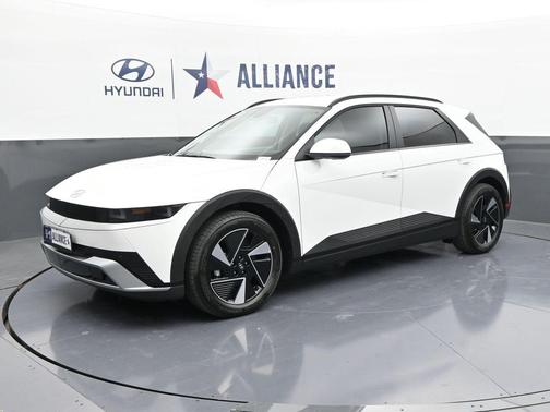 2025 Hyundai IONIQ 5 SEL