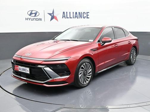 2025 Hyundai SONATA Hybrid SEL