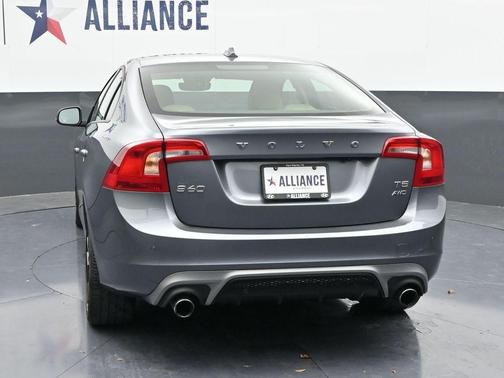 2018 Volvo S60 T5 Dynamic