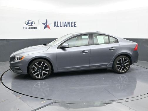 2018 Volvo S60 T5 Dynamic