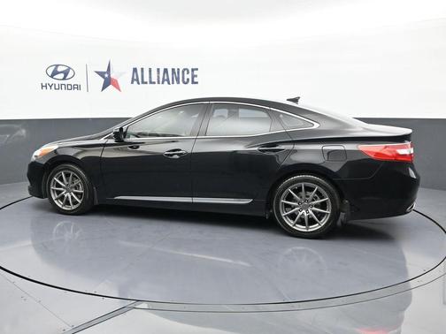 Black Onyx Pearl 2013 Hyundai Azera Base