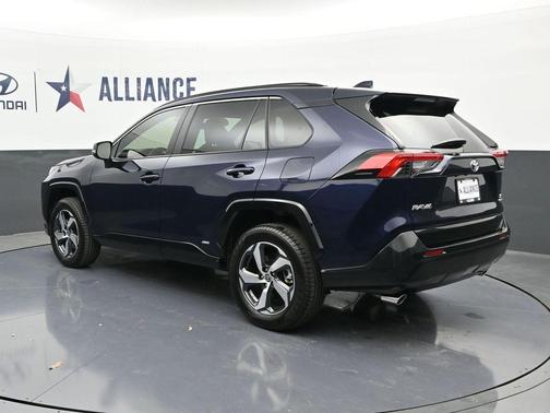 2025 Toyota RAV4 Plug-In Hybrid SE