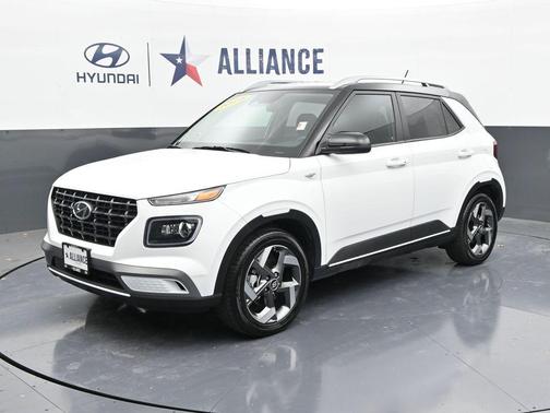 2025 Hyundai VENUE Limited