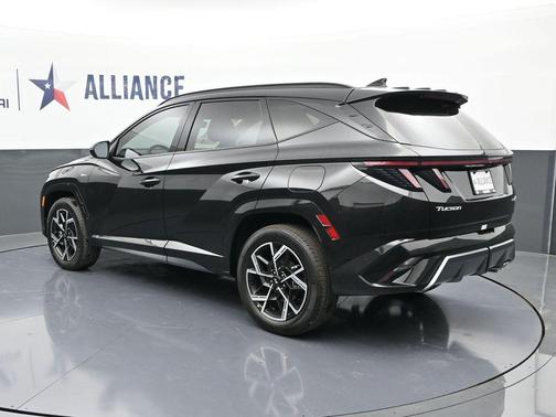 2025 Hyundai TUCSON Hybrid N Line