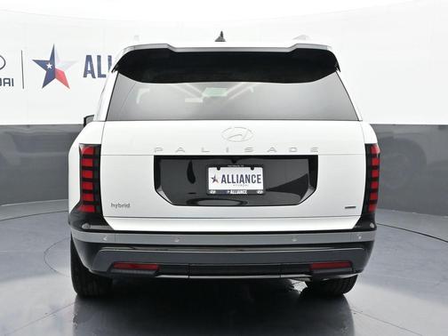 White Pearl 2026 Hyundai Palisade Hybrid Limited