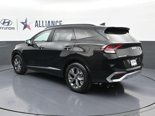 Ebony Black 2025 Kia Sportage SX