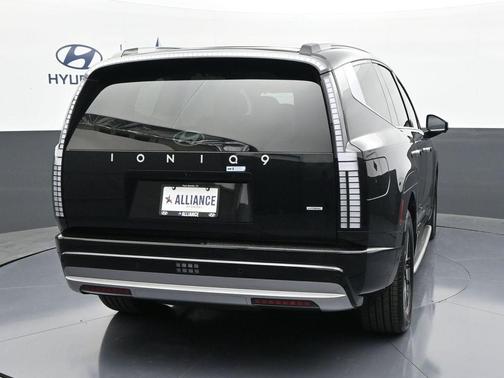 2026 Hyundai IONIQ 9 SEL