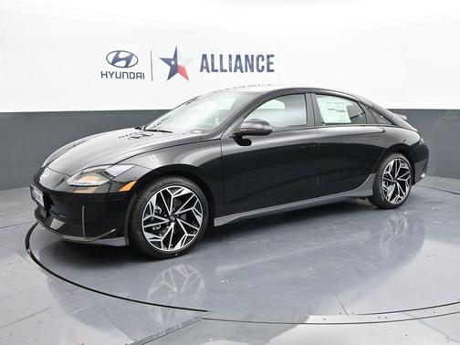 2025 Hyundai IONIQ 6 SEL