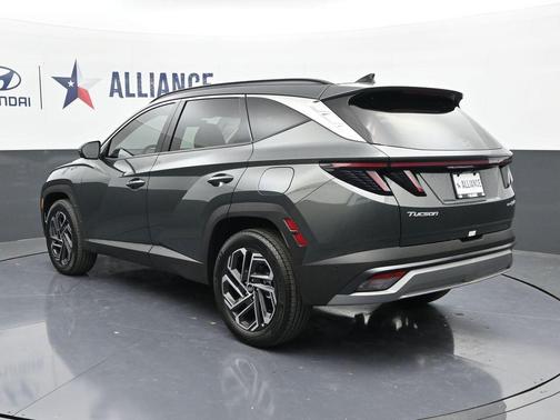 2025 Hyundai TUCSON Hybrid Limited