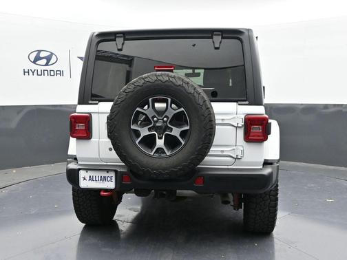 Bright White Clearcoat 2018 Jeep Wrangler Unlimited Rubicon