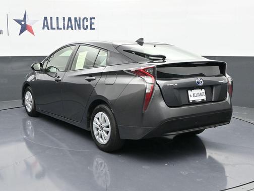 2016 Toyota Prius Two