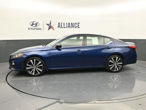 2020 Nissan Altima 2.5 SR