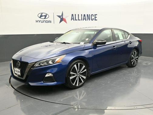 2020 Nissan Altima 2.5 SR