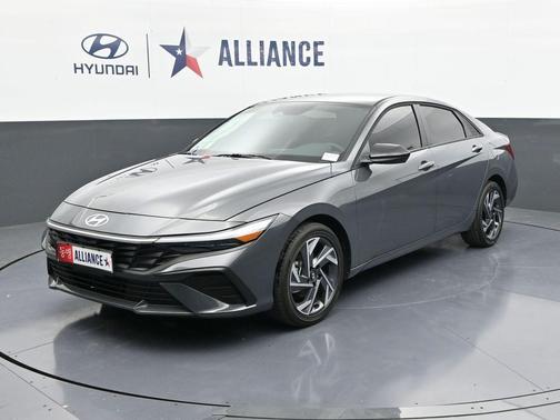 2025 Hyundai ELANTRA HEV SEL Sport